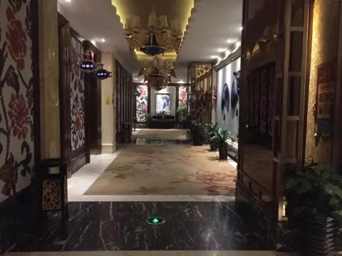 恩施哪个ktv荤的妹子质量好